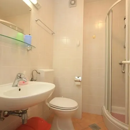 Апартаменти With Wifi Stinjan, - 7245 *