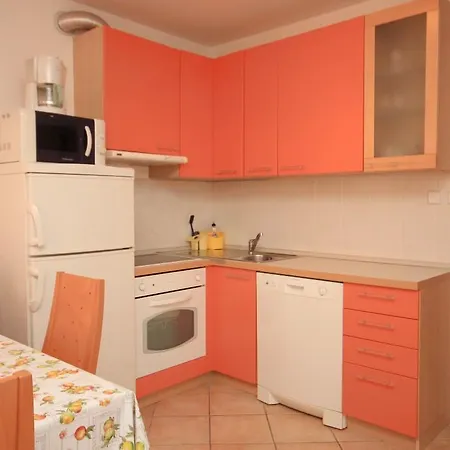 Апартаменти With Wifi Stinjan, - 7245 *