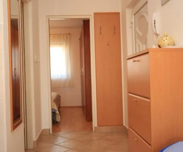 With Wifi Stinjan, - 7245 Apartment